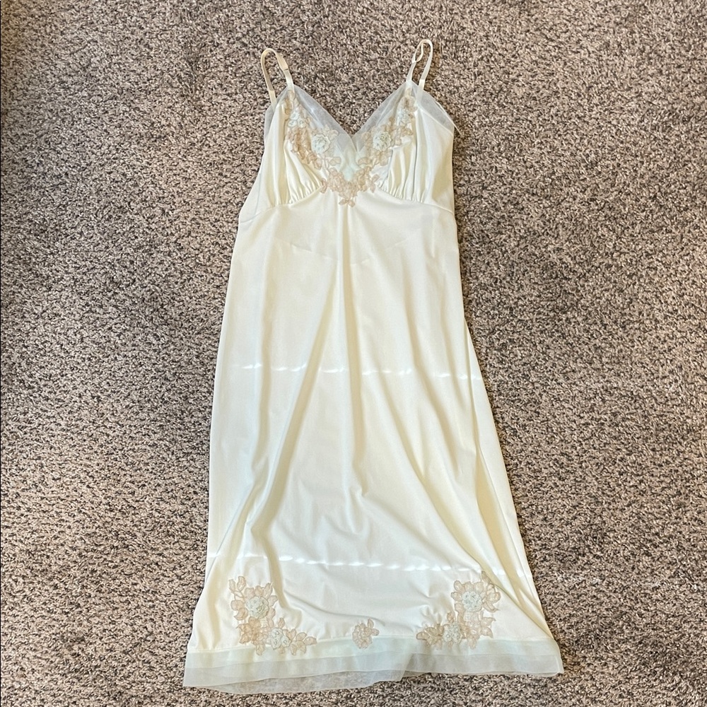 Vintage Cream Lace Trim Chemise